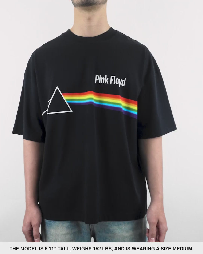 Load video: Group Prism Oversized Tee
